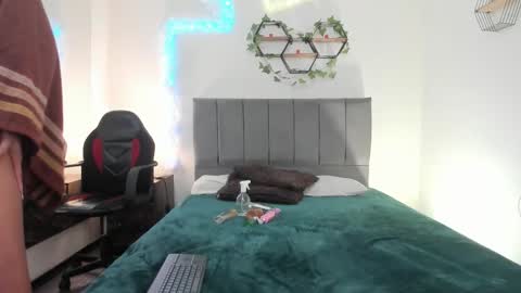 Lucero  online show from 11.21.25