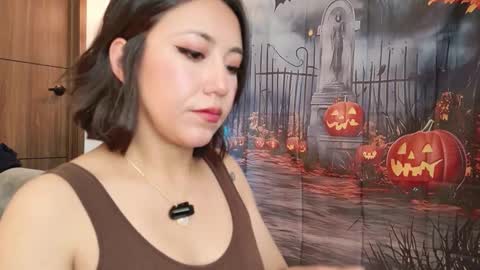 Snapshot of luci_fer15 chatting on 10.23.25 Luci y Fer online show from 10.23.25