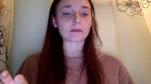 Snapshot of luci_layne chatting on 10.21.25 Luci Layne online show from 10.21.25