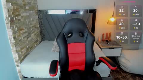 L u c i a  online show from 03.21.26