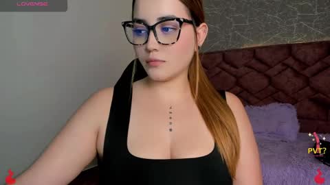 lucia star  online show from 02.01.25