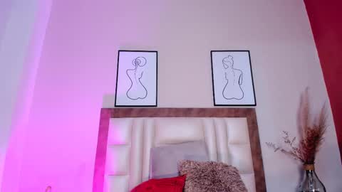 LuciaFerrero online show from 02.20.25