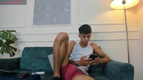 Snapshot of lucian_davi chatting on 01.25.25 Pirulo online show from 01.25.25