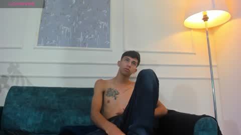 Snapshot of lucian_davi chatting on 02.21.25 Pirulo online show from 02.21.25