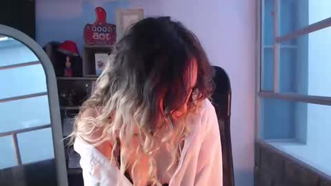 Snapshot of luciana_evaans chatting on 12.06.24 Luciana Evans online show from 12.06.24