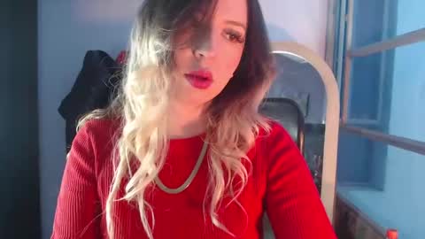 Snapshot of luciana_evaans chatting on 01.13.25 Luciana Evans online show from 01.13.25
