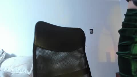 Snapshot of luciana_evaans chatting on 02.04.26 Luciana Evans online show from 02.04.26