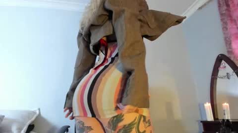 Snapshot of luciana_evaans chatting on 02.05.26 Luciana Evans online show from 02.05.26