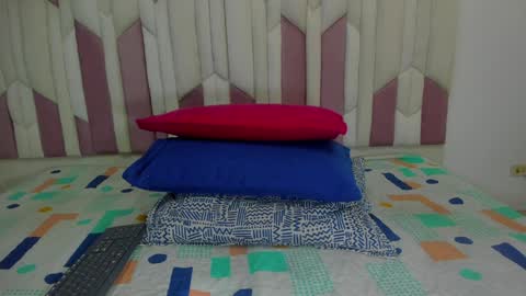 instagram luciana417  online show from 01.14.25