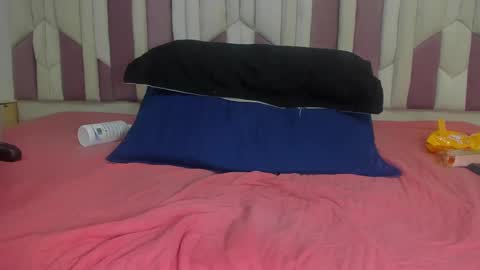 instagram luciana417  online show from 02.12.25