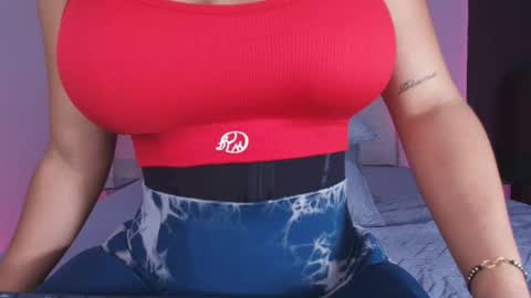 instagram luciana417  online show from 12.03.25