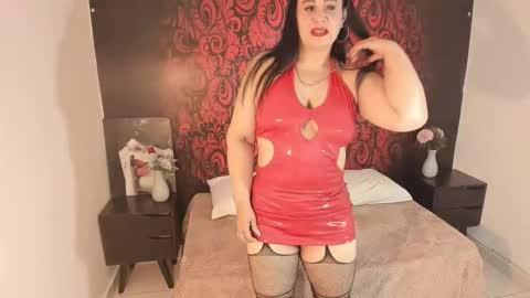Snapshot of lucianablackwell chatting on 10.04.25 lucianablackwell online show from 10.04.25