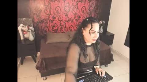Snapshot of lucianablackwell chatting on 10.07.25 lucianablackwell online show from 10.07.25