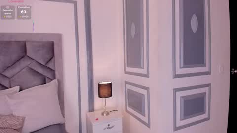 Snapshot of lucianacohelo chatting on 10.18.25 online show from 10.18.25