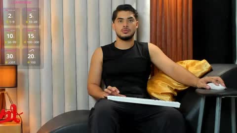 Snapshot of luciano_vitale_ chatting on 07.15.26 Luciano online show from 07.15.26