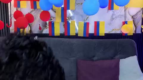 Snapshot of lucie_petite chatting on 07.05.26 Lucie - online show from 07.05.26