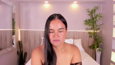 lucie online show from 04.11.26