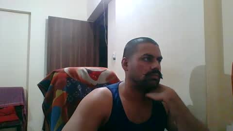 Snapshot of luciferdustin chatting on 01.05.25 luciferdustin online show from 01.05.25