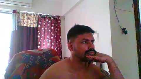 Snapshot of luciferdustin chatting on 10.05.25 luciferdustin online show from 10.05.25