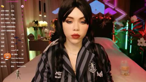 MimiFors online show from 10.31.25