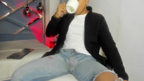 Snapshot of lucii_fer_ chatting on 03.01.26 Leo online show from 03.01.26