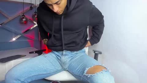 Leo online show from 03.18.26