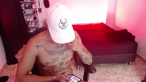 Snapshot of luciifer_hills chatting on 12.19.24 luciifer_hills online show from 12.19.24