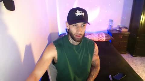 Snapshot of luciifer_hills chatting on 12.01.25 luciifer_hills online show from 12.01.25