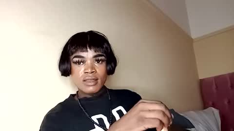 Lucile Carrie online show from 10.30.25