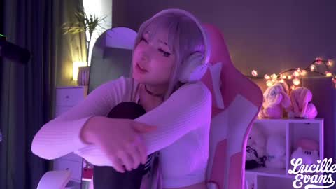 Lucy UwU online show from 04.27.26