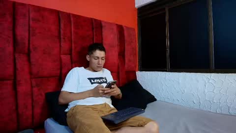 LUCK AND SAMUEL online show from 04.13.26