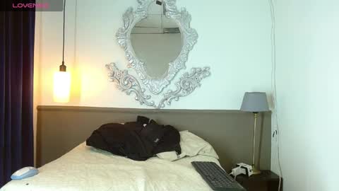 luckk_ online show from 04.11.26