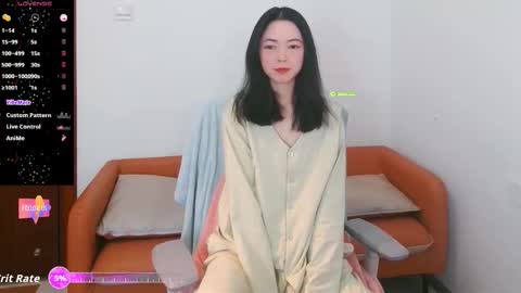 Snapshot of luckrose chatting on 02.02.26 Jinn online show from 02.02.26