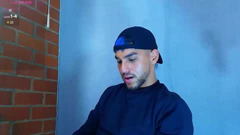 Snapshot of lucky_blessed chatting on 11.17.25 lucky_blessed online show from 11.17.25