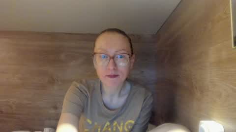 lucky_licky20 online show from 01.27.25