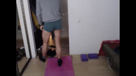 Snapshot of lucky_swimmer chatting on 11.25.25 Iron Jhon online show from 11.25.25