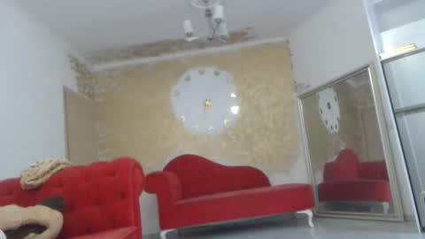 Snapshot of luckyanabella chatting on 02.01.25 Ana online show from 02.01.25