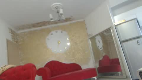 Snapshot of luckyanabella chatting on 02.06.25 Ana online show from 02.06.25