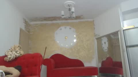 Snapshot of luckyanabella chatting on 02.24.25 Ana online show from 02.24.25