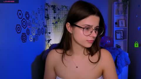 Snapshot of luckybabymeow chatting on 02.24.26 Mila Sweetheart online show from 02.24.26