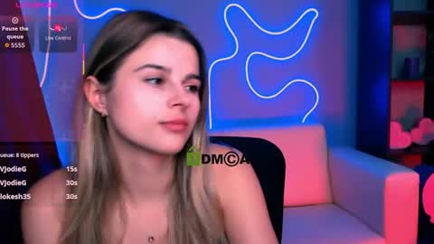 Snapshot of luckybabymeow chatting on 06.22.26 Mila Sweetheart online show from 06.22.26