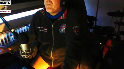        call me  Stefan online show from 03.01.25