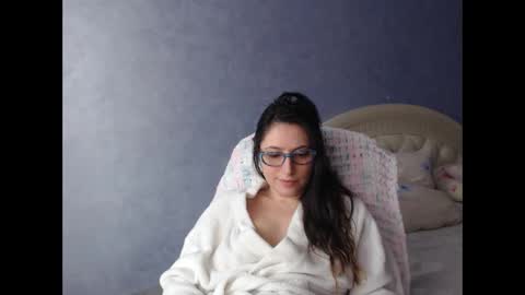 luckylinda23 online show from 01.18.25