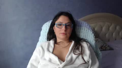 luckylinda23 online show from 10.11.25