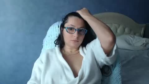 luckylinda23 online show from 10.14.25