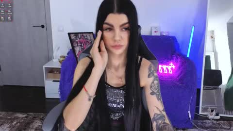 Monika online show from 12.01.25