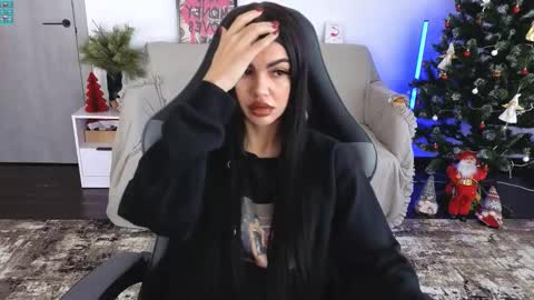 Snapshot of luckyrebel_ chatting on 01.18.26 Monika online show from 01.18.26