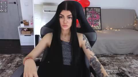 Snapshot of luckyrebel_ chatting on 02.12.26 Monika online show from 02.12.26