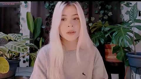 luckysapphire777 online show from 10.15.25