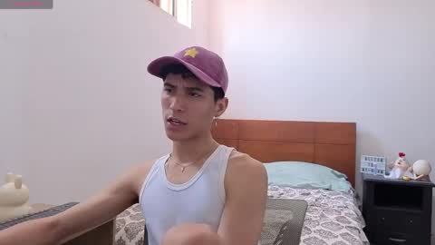 Lu Independent Model online show from 04.02.26